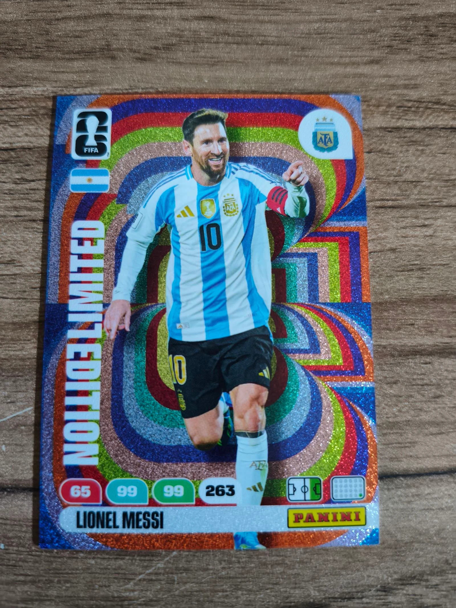 Carte de foot panini CDM messi édition limitée 